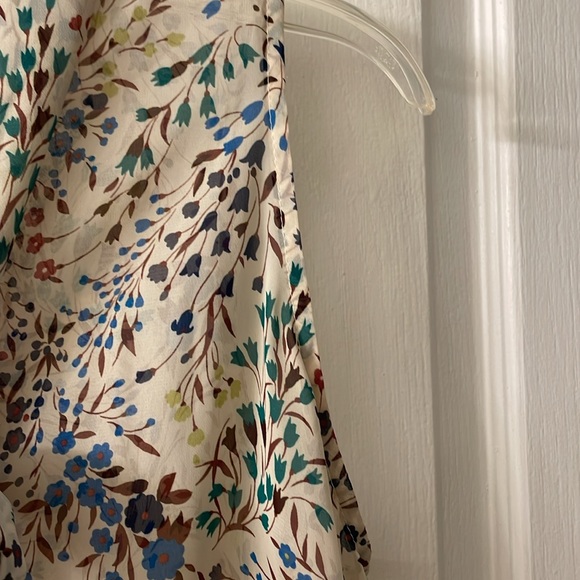 Charlotte Russe sleeveless sheer floral watercolor print bow front blouse size L - Picture 5 of 7